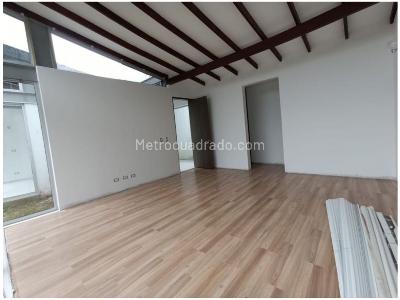 Casa de 5 alcobas en venta en Loma Del Escobero, Envigado, 400 m² · foto 5 de 19