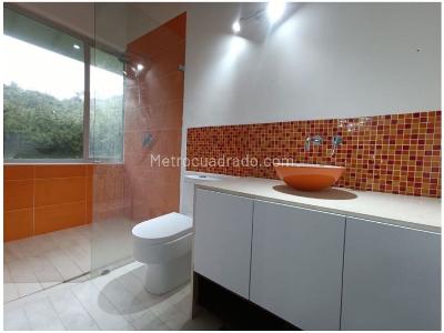 Casa de 5 alcobas en venta en Loma Del Escobero, Envigado, 400 m² · foto 12 de 19
