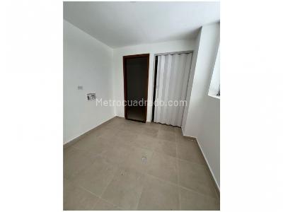 Casa de 3 alcobas en venta en Loma Del Escobero, Envigado, 290 m² · foto 12 de 14