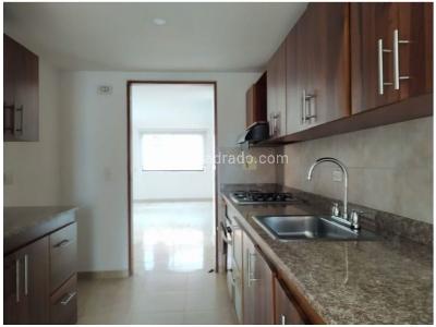 Apartamento de 4 alcobas en venta en Zuniga, Envigado, 130 m² · foto 2 de 13