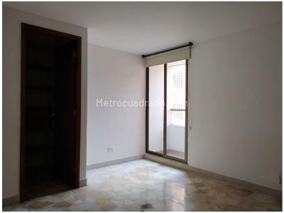 Apartamento de 4 alcobas en venta en Zuniga, Envigado, 130 m² · foto 9 de 13
