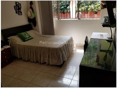 Apartamento de 4 alcobas en venta en Conquistadores, Medellín, 144 m² · foto 4 de 14