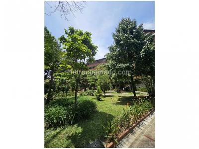 Apartamento de 3 alcobas en venta en Castropol, Medellín, 159 m² · foto 11 de 12