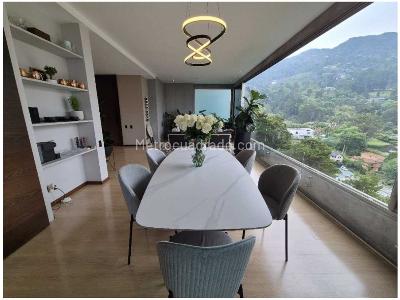 Apartamento de 3 alcobas en venta en Los Balsos, Medellín, 204 m² · foto 3 de 20