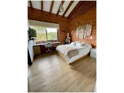 Casa de 4 alcobas en venta en Loma Del Escobero, Envigado, 515 m² · foto 10 de 20