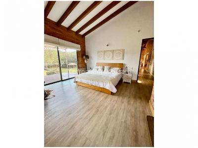 Casa de 4 alcobas en venta en Loma Del Escobero, Envigado, 515 m² · foto 11 de 20