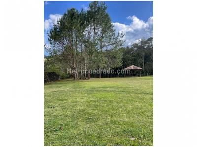 Casa de 4 alcobas en venta en Loma Del Escobero, Envigado, 515 m² · foto 20 de 20