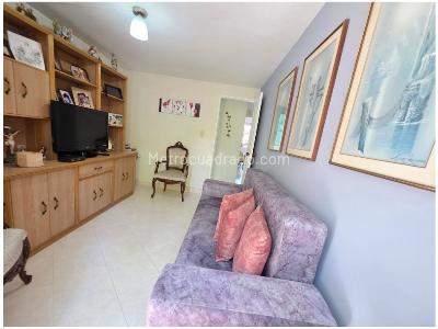Apartamento de 3 alcobas en venta en Santa Teresita, Medellín, 96 m² · foto 13 de 20