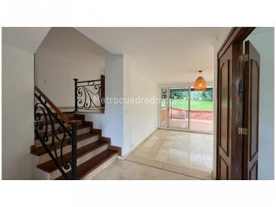 Casa de 4 alcobas en venta en La Concha, Medellín, 281 m² · foto 5 de 20
