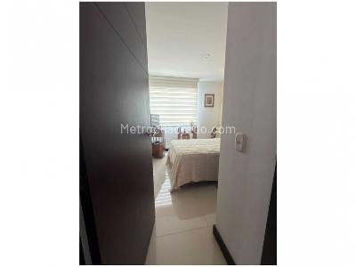 Apartamento de 3 alcobas en venta en Camino Verde, Envigado, 82 m² · foto 5 de 20