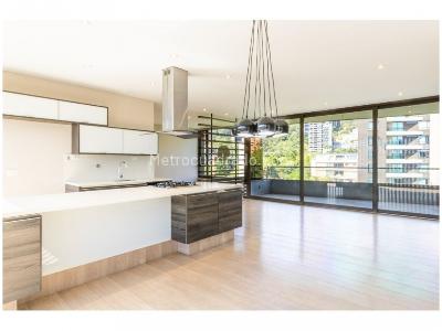 Apartamento de 3 alcobas en venta en La Concha, Medellín, 164 m² · foto 4 de 20
