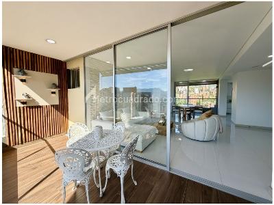 Apartamento de 3 alcobas en venta en El Poblado, Medellín, 165 m² · foto 3 de 15