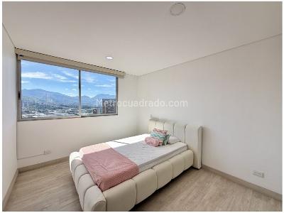 Apartamento de 3 alcobas en venta en El Poblado, Medellín, 165 m² · foto 11 de 15