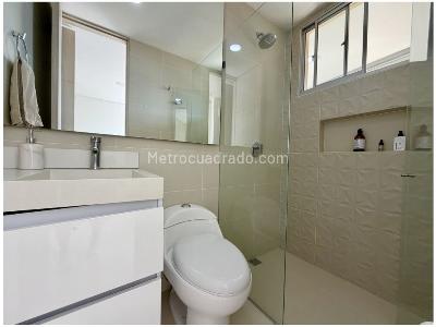 Apartamento de 3 alcobas en venta en El Poblado, Medellín, 165 m² · foto 14 de 15
