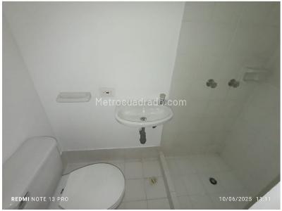 Apartamento de 3 alcobas en venta en Laureles, Medellín, 161 m² · foto 3 de 12