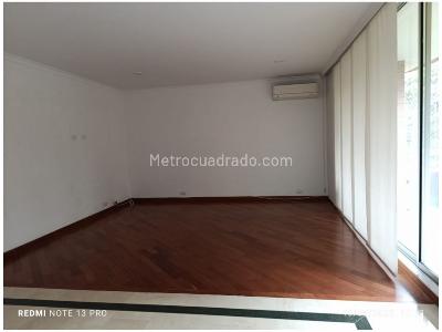 Apartamento de 3 alcobas en venta en Laureles, Medellín, 161 m² · foto 9 de 12