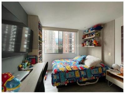 Apartamento de 3 alcobas en venta en Loma Del Chocho, Envigado, 120 m² · foto 7 de 8