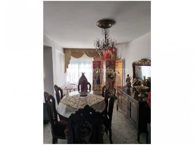 Apartamento de 4 alcobas en venta en Calasanz, Medellín, 176 m² · foto 2 de 18
