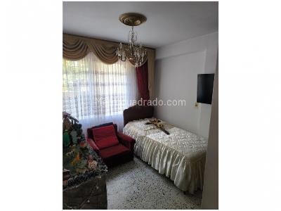 Apartamento de 4 alcobas en venta en Calasanz, Medellín, 176 m² · foto 10 de 18