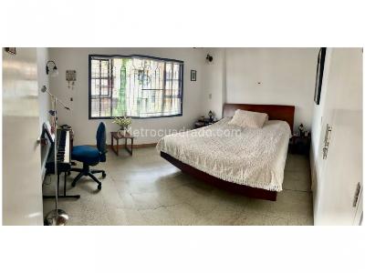 Casa de 5 alcobas en venta en Malibu, Medellín, 220 m² · foto 7 de 18