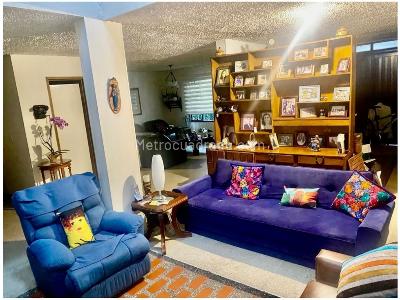 Casa de 5 alcobas en venta en Malibu, Medellín, 220 m² · foto 17 de 18