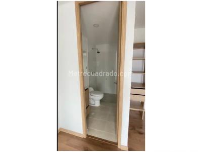 Apartamento de 2 alcobas en venta en El Dorado, Envigado, 65 m² · foto 9 de 12