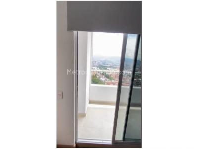 Apartamento de 2 alcobas en venta en El Dorado, Envigado, 65 m² · foto 10 de 12