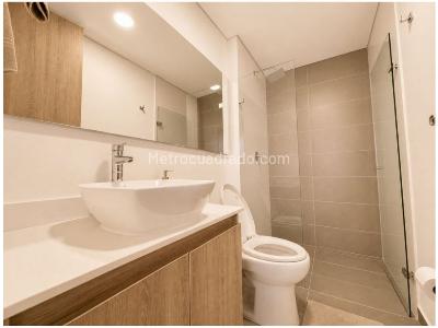 Apartamento de 2 alcobas en venta en Loma Del Escobero, Envigado, 76 m² · foto 5 de 8