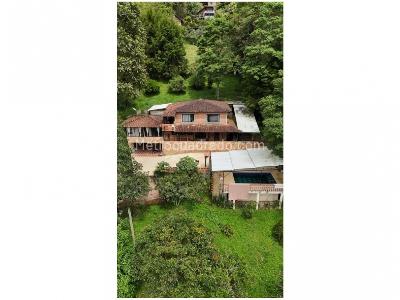 Casa de 3 alcobas en venta en San Antonio De Prado, Medellín, 350 m² · foto 1 de 20