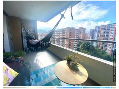 Apartamento de 3 alcobas en venta en Loma Del Esmeraldal, Envigado, 184 m² · foto 3 de 10