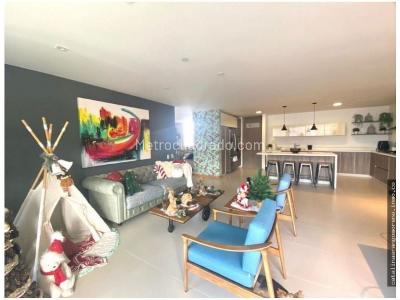 Apartamento de 3 alcobas en venta en Loma Del Esmeraldal, Envigado, 184 m² · foto 5 de 10