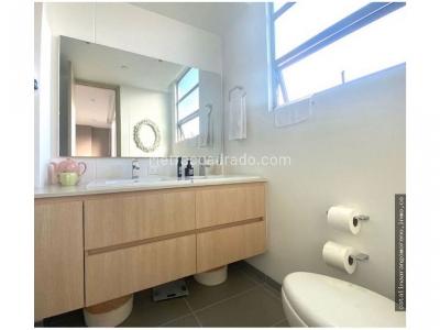 Apartamento de 3 alcobas en venta en Loma Del Esmeraldal, Envigado, 184 m² · foto 8 de 10