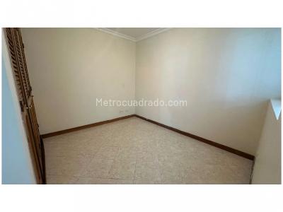 Apartamento de 3 alcobas en venta en El Velodromo, Medellín, 195 m² · foto 5 de 20