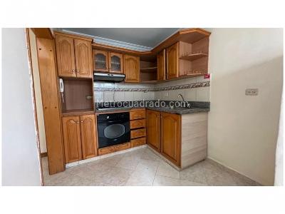 Apartamento de 3 alcobas en venta en El Velodromo, Medellín, 195 m² · foto 17 de 20