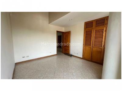 Apartamento de 3 alcobas en venta en El Velodromo, Medellín, 195 m² · foto 20 de 20
