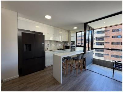 Apartamento de 2 alcobas en venta en Castropol, Medellín, 86 m² · foto 4 de 14