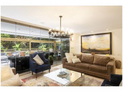 Apartamento de 2 alcobas en venta en Los Parra, Medellín, 255 m² · foto 3 de 20