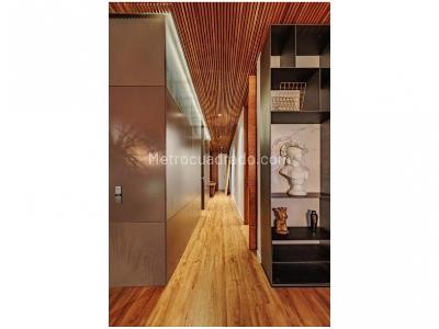 Apartamento de 2 alcobas en venta en Provenza, Medellín, 240 m² · foto 2 de 13