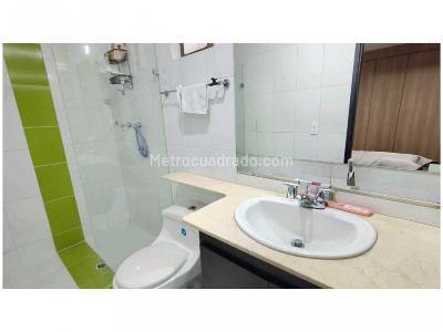 Apartamento de 4 alcobas en venta en Laureles, Medellín, 152 m² · foto 13 de 17