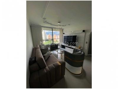 Apartamento de 3 alcobas en venta en Loma De Los Bernal, Medellín, 99 m² · foto 5 de 20