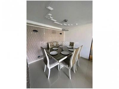 Apartamento de 3 alcobas en venta en Loma De Los Bernal, Medellín, 99 m² · foto 7 de 20