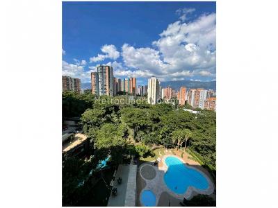 Apartamento de 3 alcobas en venta en Loma De Los Bernal, Medellín, 99 m² · foto 10 de 20