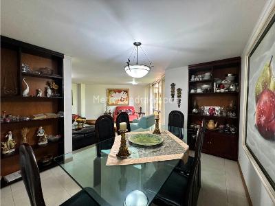 Apartamento de 3 alcobas en venta en Tv Inferior, Medellín, 157 m² · foto 8 de 15