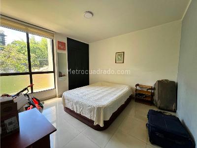 Apartamento de 3 alcobas en venta en Tv Inferior, Medellín, 157 m² · foto 14 de 15