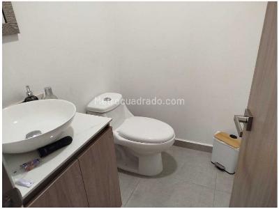 Apartamento de 3 alcobas en venta en Laureles, Medellín, 193 m² · foto 7 de 19