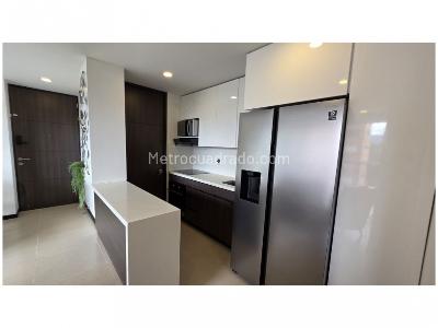 Apartamento de 3 alcobas en venta en Altos Del Poblado, Medellín, 86 m² · foto 9 de 20