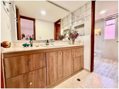 Apartamento de 3 alcobas en venta en El Tesoro, Medellín, 139 m² · foto 11 de 20