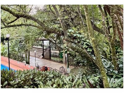 Apartamento de 3 alcobas en venta en El Tesoro, Medellín, 139 m² · foto 19 de 20