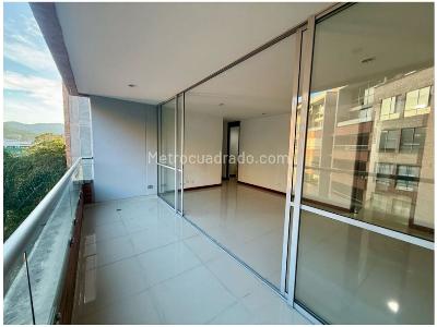 Apartamento de 3 alcobas en venta en Cumbres, Envigado, 93 m² · foto 6 de 20
