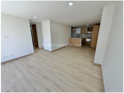 Apartamento de 3 alcobas en venta en Camino Verde, Envigado, 87 m² · foto 2 de 11